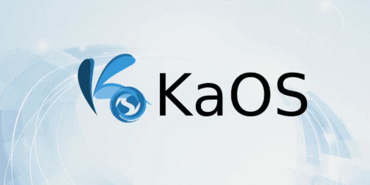 KaOS 2025.11 desktop screenshot showing KDE Plasma 6.5 interface with modern applications
