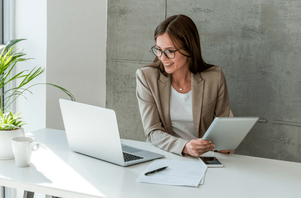 Professional service business contract with digital signature tools