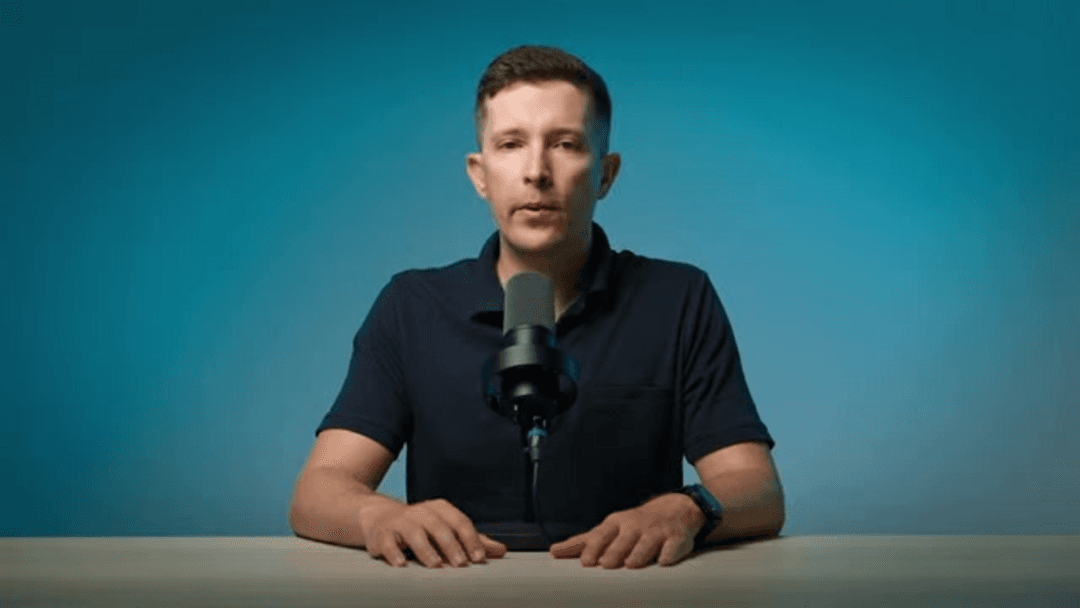 Modern knowledge management system with AI integration showing data flow and collaboration