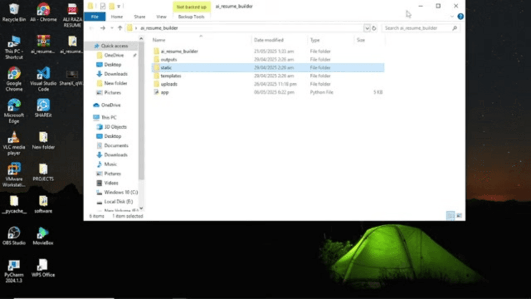 AI Resume Builder interface showing automated content generation and template selection
